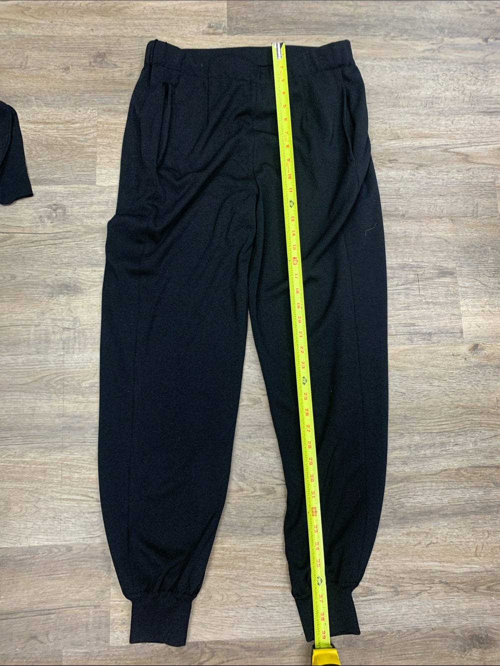 Misook Black Knit Jogger Pants with Elastic Cuffs Size Small